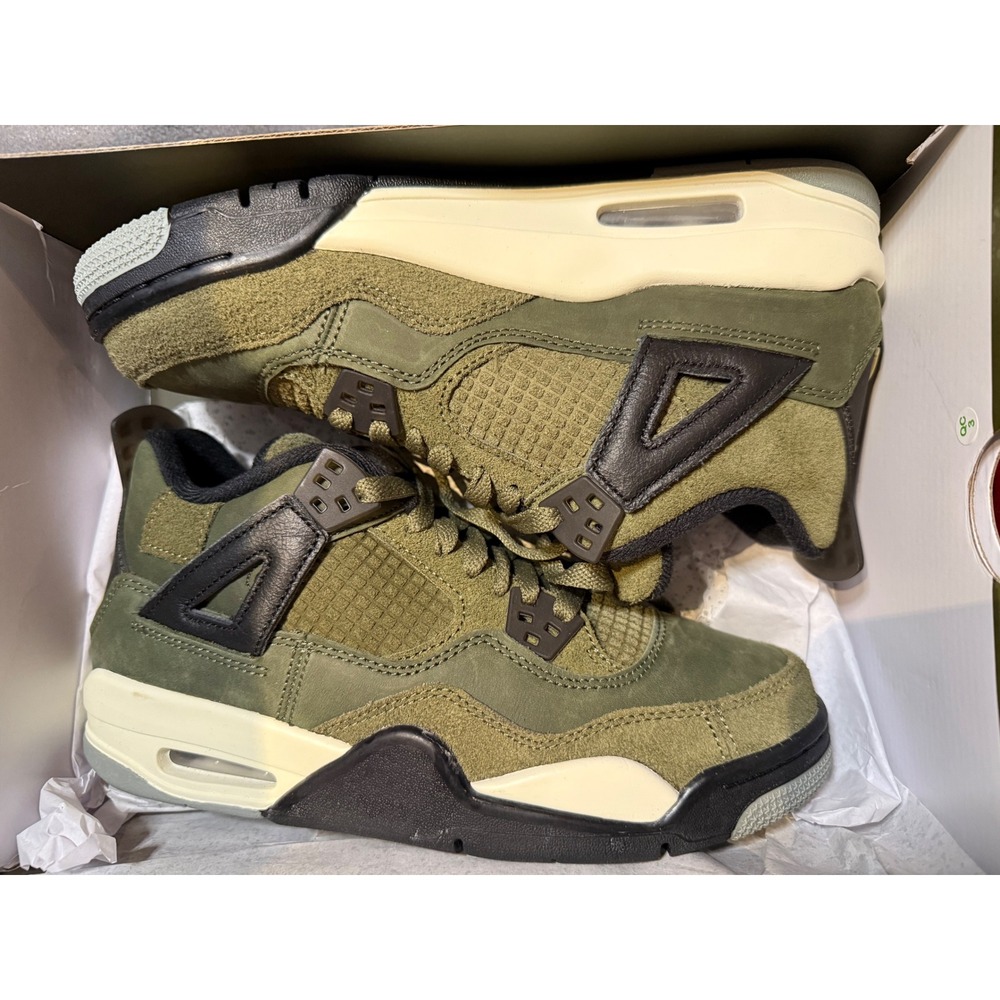 Air Jordan 4 Retro SE Craft Olive Medium Olive Pale Vanilla FB9928-200 Mens 6.5Y